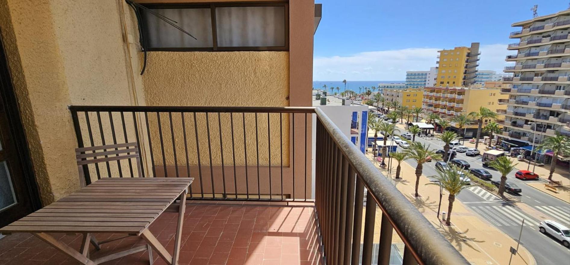 Апартаменты Pequeno Apartamento Con Vistas Al Mar Рокетас-де-Мар Экстерьер фото